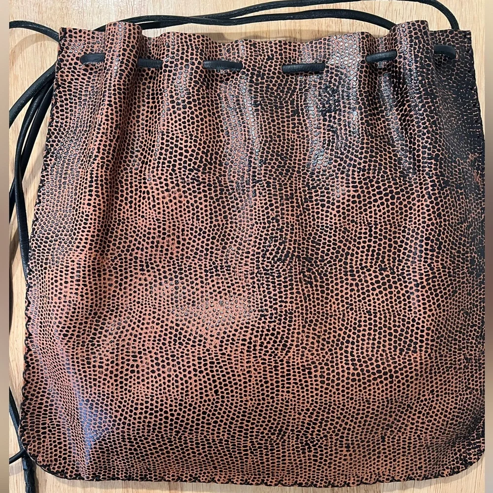 Textured Drawstring Bag - Picture 4 of 9